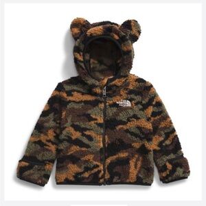 NWT TNF Black TNF Camo Small Print Sz 0-3 months